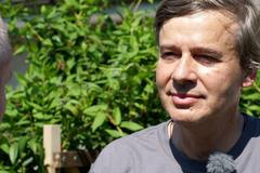 Jsme v šoku, neumím si představit, že domy za měsíc vyklidíme, nemáme kam jít, říká klient H-Systemu