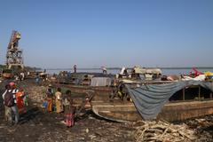 Rybářské lodi v Kongu