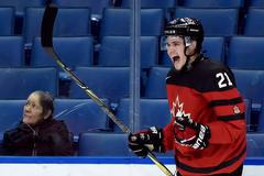 Michael McLeod (Kanada) ve čtvrtfinále MS juniorů 2018