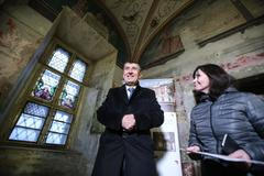 Premiér Andrej Babiš a ministr kultury Ilja Šmíd na inspekční prohlídce Národního muzea, Státní opery, Nové scény Národního divadla a Národní galerie