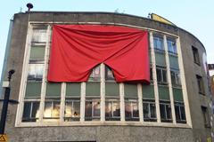 Red Gallery, Londýn, červené trenýrky, Ztohoven