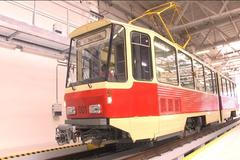 Dopravní podnik dokončil opravu historické tramvaje KT4D. Před odjezdem do Německa projede Prahou