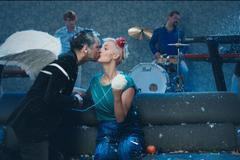 Po válce Vánoce - Barbora Poláková