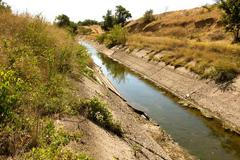 Vysychající kanál na Krymu.