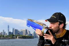 Jean-Eric Vergne slaví titul šampiona Formule E v sezoně 2017-18.