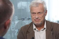 Beneš: U fotbalu se hloupne, hlavičkování vede k demenci, člověk není stavěný na třískání do hlavy