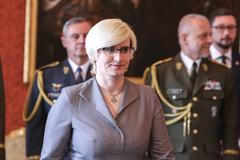 Prezident Miloš Zeman jmenoval náčelníka generálního štábu Aleše Opatu a odvolal Josefa Bečváře - Karla Šlechtová