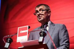 Středula: Premiér zatím neví, co znamená někoho vydírat, vyzýváme ho k okamžitému zahájení jednání