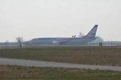 Na pardubickém letišti sjelo letadlo z přistávací dráhy. Z 168 cestujících nebyl nikdo zraněn