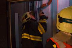 Hasiči v noci evakuovali kvůli požáru 150 hostů z hotelu v Olomouci. Nehoda se obešla bez zraněných