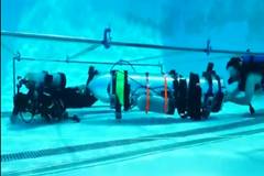 Musk nabídl miniponorku pro záchranu thajských chlapců ze zatopené jeskyně