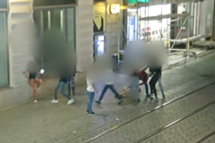 Skupina útočníků napadla v Brně muže