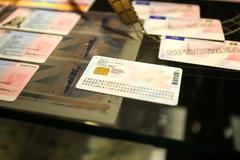 Ve 30 sekundách: Konec občanských průkazů