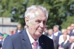 Den vítězství u památníku na Vítkově - Miloš Zeman, veteráni, vláda, pieta, oslava, 2018