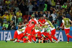 Angličané slaví postup v zápase Kolumbie - Anglie na MS 2018