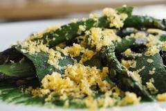 Chřest se sušeným vajíčkem