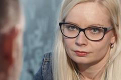 Vězni a tetování? Slzy i hákové kříže, tetují se intimní partie, platí se tabákem, říká Lochmannová