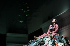 Snímek z inscenace Vítejte v Thébách