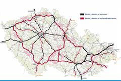 mapa - Propojení krajských měst dálnicemi, rychlostními silnicemi, a silnicemi I.tříd