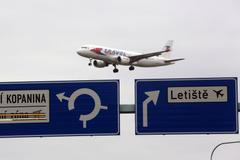 Taxikáři blokují cestu k letišti