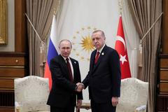 Recep Tayyip Erdogan se zdraví s Vladimirem Putinem