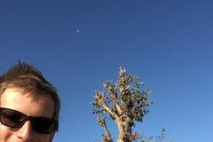 Jsem posera, sedm měsíců jsem se bál, píchl jsem 37krát, říká muž, který na kole projel Afriku