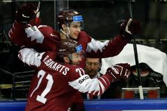 MS 2018, Kanada-Lotyšsko: Kristians Rubins slaví gól v síti Kanady