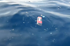 Pátrací tým našel trosky letadla Boeing 737