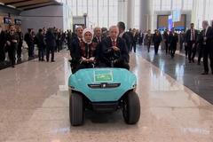 Erdogan otevřel v Istanbulu největší letiště na světě, stálo téměř 300 miliard korun