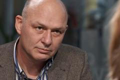 Majer: Přelom v léčbě rakoviny nikdy nenastane, hlína z Peru by mohla některé typy léčit za osm let