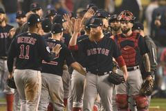 MLB 2018: Los Angeles Dodgers - Boston: Hostující hráči slaví vítězství ve čtvrtém utkání Světové série
