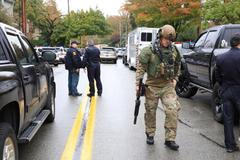 Sedmadvacetiletý útočník měl byt v Halle, ale bydlel s matkou.