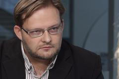 Republika selhala, s králem v čele bychom se dnes měli lépe, tvrdí monarchista Nohel