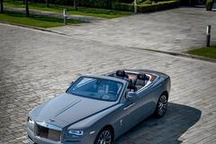 Rolls-Royce Dawn připomíná české stíhače