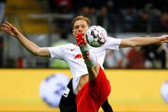 fotbal, německá liga 2018/2019, Frankfurt - Lipsko, Marcel Halstenberg z týmu hostů