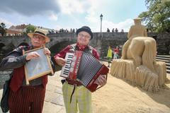 Sochy z písku v Písku