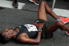 atletika, vítěz Silvestrovského běhu v Sao Paulu Belay Bezabh v cíli