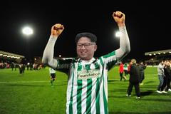 Fanoušci týmu Blyth Spartans vytvořili koláž, na níž je severokorejský diktátor Kim Čong-un v dresu jejich mužstva