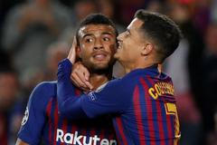 fotbal, Liga mistrů 2018/2019, FC Barcelona - Inter Milán, Rafinha a Philippe Coutinho