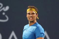 Rafael Nadal na exhibici v Abú Zabí
