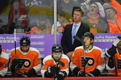 Dave Hakstol (Philadelphia Flyers) na podzim 2018