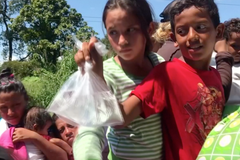 Pozdravujte Trumpa, jdeme ho navštívit. Karavana migrantů míří k USA