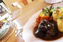 3 nejlepší: Dobroty pro řidiče i pasažéry. Víme, kde se nejlépe najíst u dánice D1