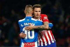 Fotbalisté Atlética po vítězství v madridském derby s Espaňolem