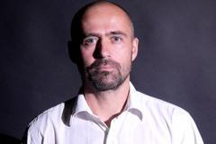 Šimáček: Vykašlete se na vesnice pro lůzu, připravte zákon o sociálním bydlení