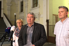 Šéf komunistů Vojtěch Filip neplánuje sám přijmout odpovědnost za neúspěšné volby