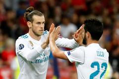 fotbal, Liga mistrů 2017/2018, Real Madrid - Liverpool, Gareth Bale střídá Iska