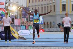 Stephen Kiprop, běžec