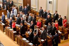 Minuta ticha ve sněmovně