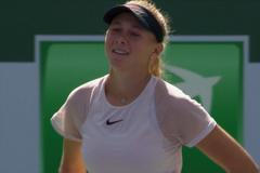 Amanda Anisimovová z USA po vítězném duelu s Petrou Kvitovou na turnaji Indian Wells.